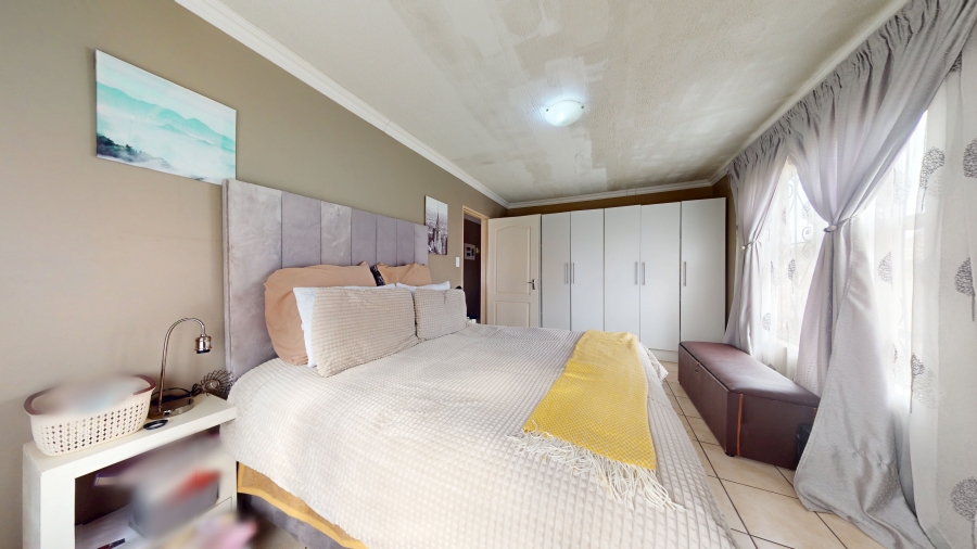 3 Bedroom Property for Sale in Promosa North West